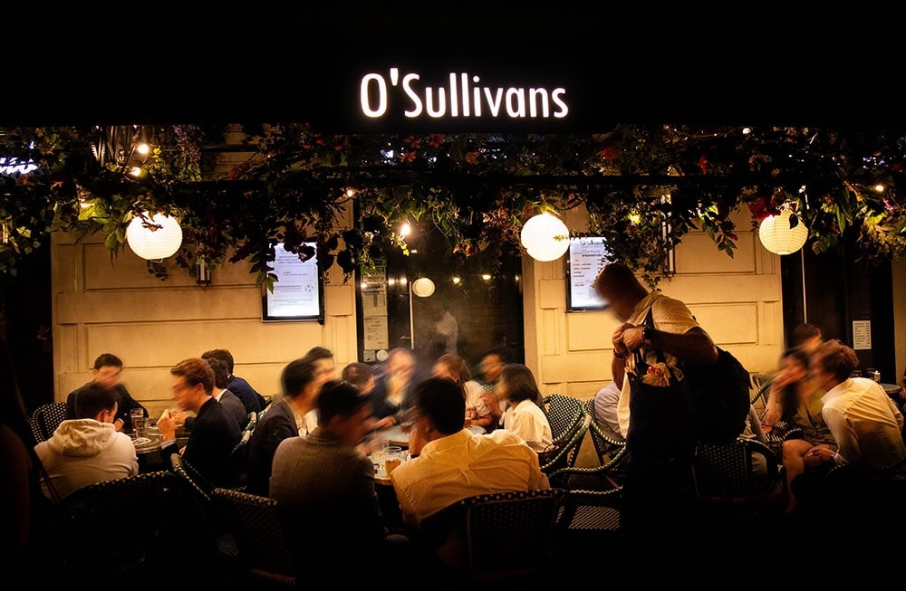 O’Sullivans Bar avec terrasse au Champs-Elysée